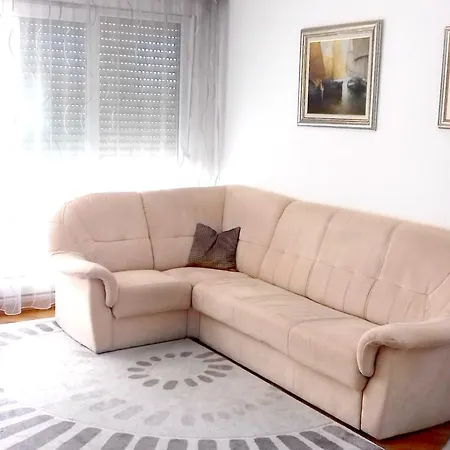 Apartment Apartman Zoja